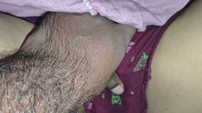 Husband Wife ki Mast Chudai Sari Uthakar Choda Indian wife In the Room