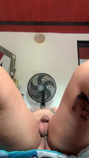 I Masturbate While I Exercise!