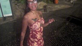 fudendo a magrinha do rabao na praia do arpoador e gozei na boca dela ela bebeu todo leitinho