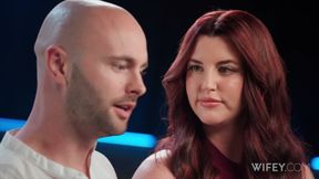 Wifey Curvy Redheaded Hotwife Kayla Summers Gets Tag-teamed in Front of Hubby
