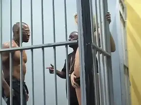 Black stud's steamy session with white babe