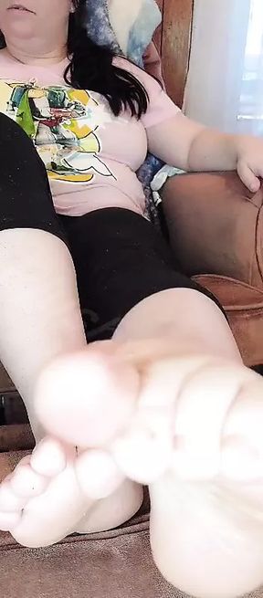 Message The Milfs Feet