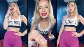 Your Sporty Training Girl helps you to Train your lung condition with marlboro red