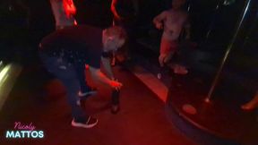 show de striptease na casa de swing marrakesh club com tequileiro