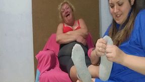 Massage turns into tickling MP4