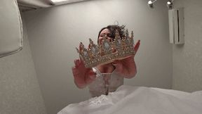 Jerk off to the Giant Bride under her dress cc