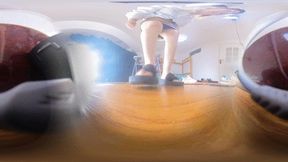 VR360YIDE Black Thick-Topped Sandals Teach You How To