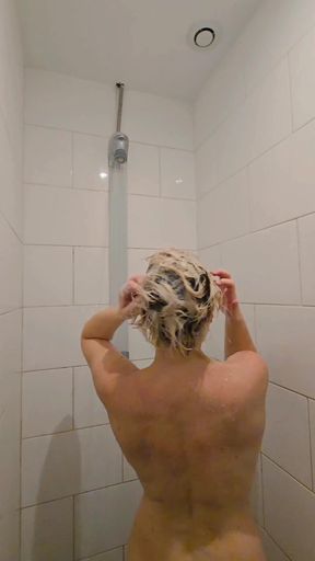 compilation of a sexy milf and sex in the shower who washes but not only that