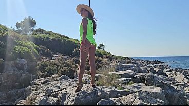 No Panties Fishing # Pissing my Lure on Rock fish spot