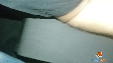 Regresando caliente de una fiesta con mi esposo se me antoja tener sexo con el chófer Uber