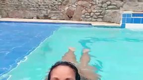 Swimming in the pool!! 🏊‍♀️👙
