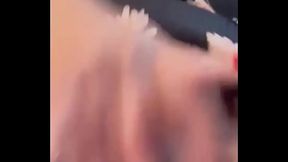 D&Uacute_VIDO VOC&Ecirc_ N&Atilde_O GOZAR AO ME VER TOCANDO GRELUDA