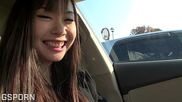 Nice day in the theme park and hot sex with a sexy japanese girl