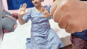 Chachu ne mujhe chut me fingering karte pakad liya, ab mai kya karu?