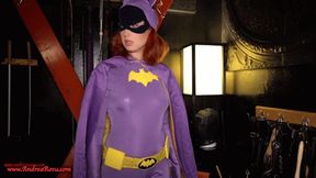 Destroyer vs Batgirl - Andrea Rosu & Luna Lain wmv