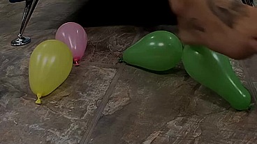 Arianna Jay Deepthroats Mr. Pete Before Pussy Fuck