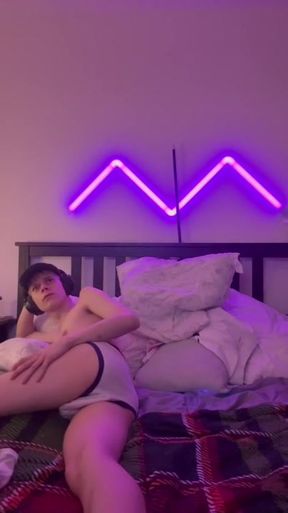 Horny twink plays with his cock for 10 minutes until he cums