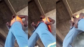 trabalhador filma se masturbando na obra