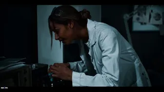 Zaawaadi and Veronica Leal dominate in parasitic doctor encounter