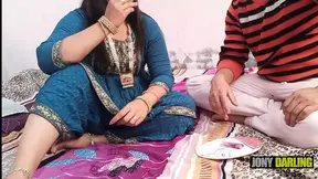 kothe pe apni hi randi ammi ko chodne pahuncha ladka, fer dekho kya hua part 2 Jony Darling