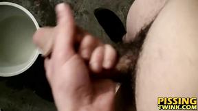 ”Unshaved fruit Cooper Reeves wanks his boner & pees solo”