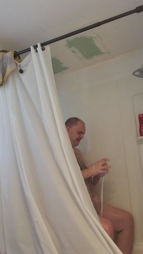 Who Wants to Take a Live Shower with Me