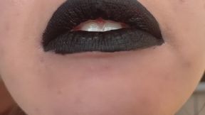 chewing gummies (black lips)