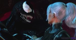 Sexy Catwoman Feels the Wrath of Venom