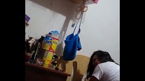 casada infiel, voy a su casa y la grabo