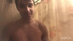 hoy shower session with niko springs