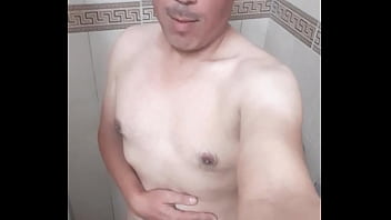 Desnudo desea feliz a&ntilde_o 2022