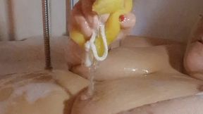 Xmas Bubble Bath – SSBBW Boobs Worship & Sponge Tease