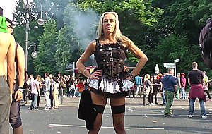 Berlin babe in public flashing, fucking and cumshot