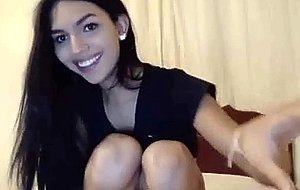 Gorgeous honey teen shemale has shaking orgasm on cam de