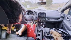 Mistress Lady Georgia hates this car - PIP feet - Episod 2