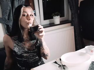 Unfaithful spouse bangs wifes bff