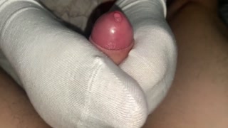 LEAKING FOOTJOB in WHITE SOCKS (ROPES OF CUM)!