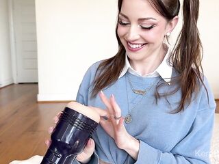 Unboxing And Toy Review: The 'Undressed Clutch' Fleshlight by Kera Bear