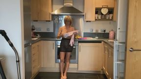 Gloves & Grins: Unveiling Three Fresh Packs of Rubber Gloves in the Kitchen!