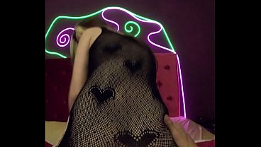 Sentada de costas