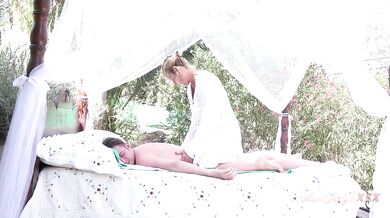 Aunt Judy's XXX - Busty Mature Masseuse Mrs. Molly Gives a Happy Ending