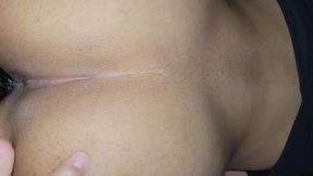 se corre dentro de ella dos veces y bate esa crema dentro. primer plano de una follada cremosa