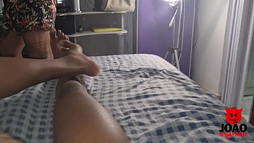 Suruba na Favela com Duas safadas Uma Pretinha e Uma Gordinha - JoaoOsafado - Jhonny Gab