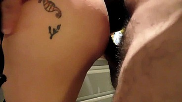 la madrastra de mi amigo va a l super SE TRAE LO QUE ENCUENTRA Y SE LOS COJE HASTA QUE VIENE EL MARIDO 6