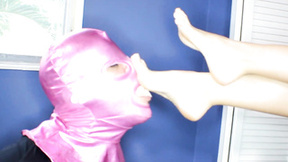 Pantyhose Domination: Worship