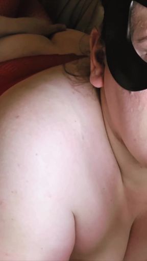 German BBW Xmaskedmomwifex Gets with a and Is Squirted in the Face