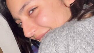 Creampie anal caseiro e bagunçado preenche vadia ávida