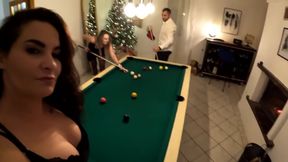 kat partage Step son mec avec sa copine en porte jarretelles
