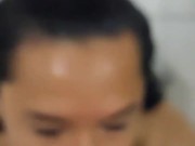 Tragándome el semen del guardia