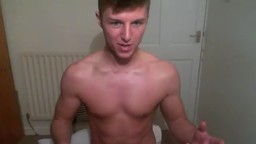 Blue Eyed British Twink Cumshow